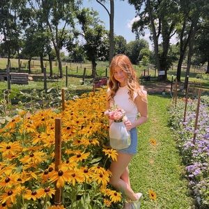 Meet your Posher, Emma